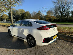 Hyundai-IONIQ-2